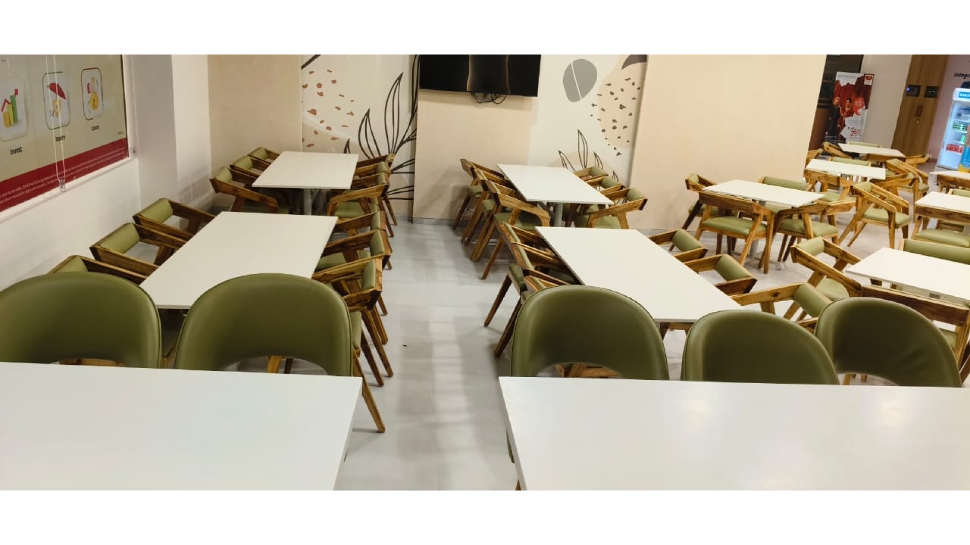 Multi-Bay Dining Layout Perspective Overlooking Serving Zone