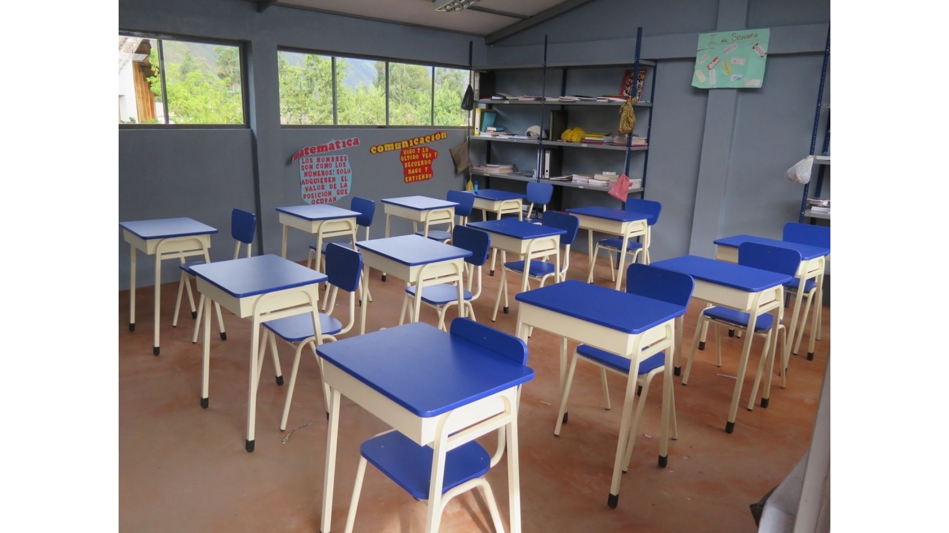 Single-Seater Primary Student Desks with Under-Desk Cubbies